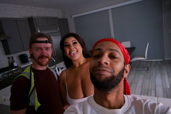 Got to work with the super talented:  ? @tofu916 and @FlatJackSeat ?????? can’t wait to show you guys