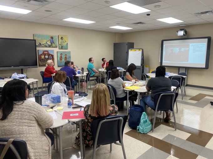PISDESMath's tweet photo. ๐ค#PISDelemPL teachers, coaches, & administrators are learning & collaborating during PL Summer Training! #PISDMathChat #PISDCurriculum https://t.co/717yUxEIzD