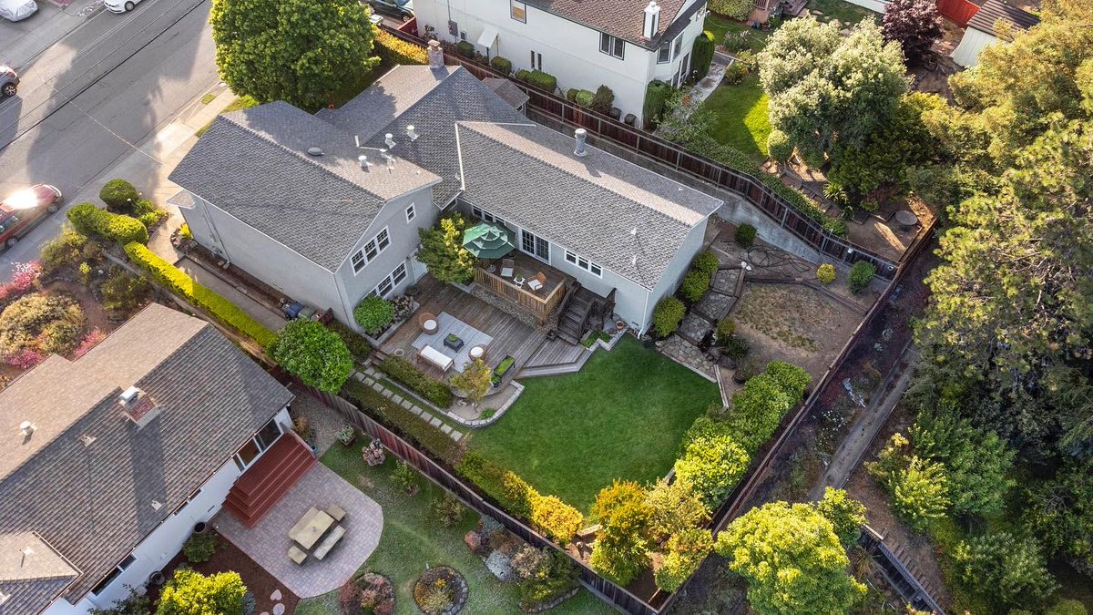 daryl_temple's tweet photo. 3653 Arcadian Dr
Castro Valley, CA  94546

📱 https://t.co/ewyeUh9a0v
💰 $1,449,000
🛌  3 Bed
🛀  3 Bath
📐  2,216 Sq Ft

🏠 Listed by @newhomesconcierge

✏️  Daryl Temple | DRE 01799010
       Realty ONE Group Future https://t.co/XSUhIoNhdp