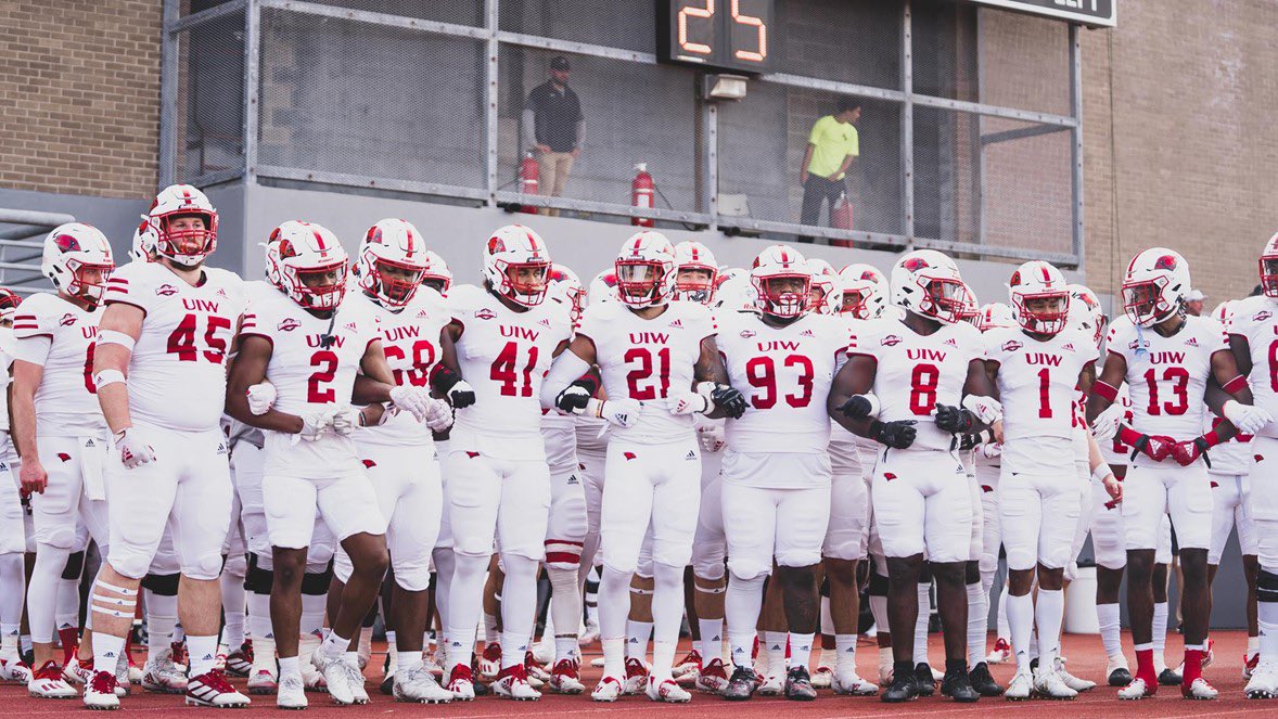 CoachCT0723's tweet photo. After great conversation with @GJKinne and @_CoachGregg I’m blessed to have received my first D1 offer from the University of Incarnate Word https://t.co/x7VaqM6F6Y