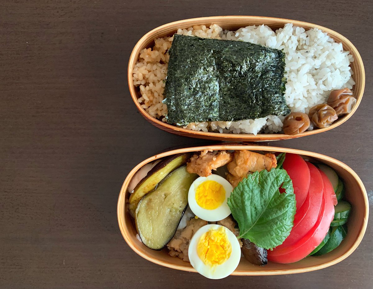 minakmari's tweet photo. homecooking
おはようございます。今朝のお弁当
今日も暑そうです☺️
つい夢中になって、畑で倒れないように気をつけなければ
🤣
#boxedlunch
#無農薬野菜
#自家栽培
#homecooking
#japanesefood
#food
#料理
#家庭料理
#固定種
#自然栽培 https://t.co/GsC5c1LAKF