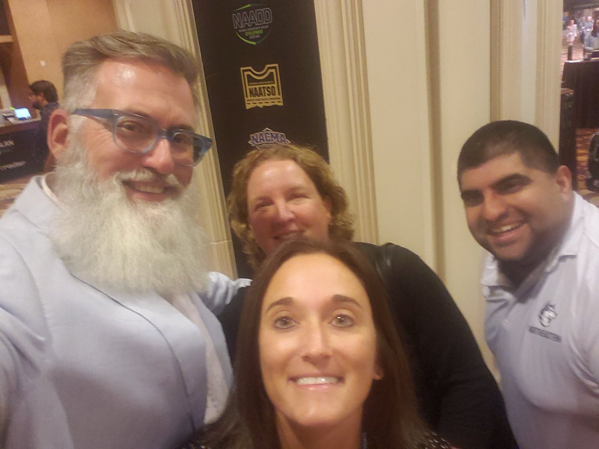 SycamoreRules's tweet photo. Always a convention highlight.....@SusanPeal in the house! @UAlbanyBylaws @ComplianceNU #FreePen https://t.co/Pm1mBL3wwn