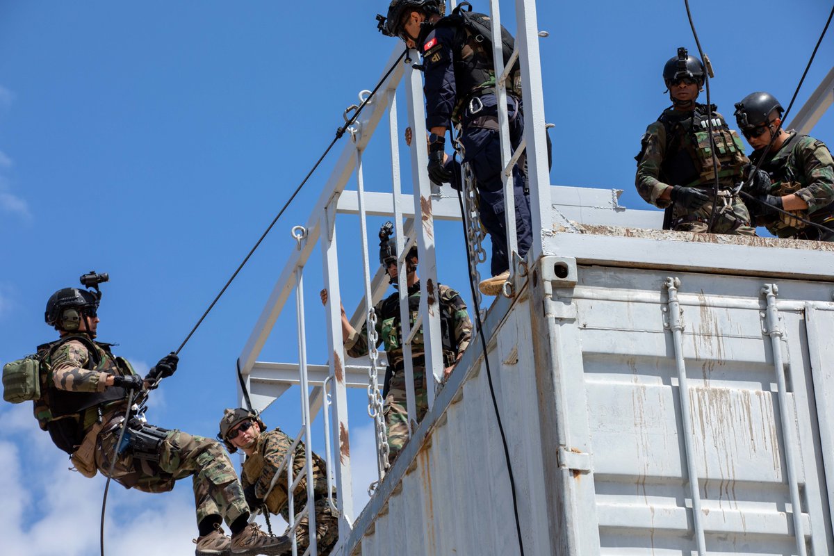 USNavy's tweet photo. #NavyReserve take on #NavyPartnerships! ⚓ 

Reserve Sailors Lead Northern Africa Exercise #PhoenixExpress 2022. #NavyReserve 

Read the full story here: https://t.co/BWTdiamEuR https://t.co/2FBnN1nxGX