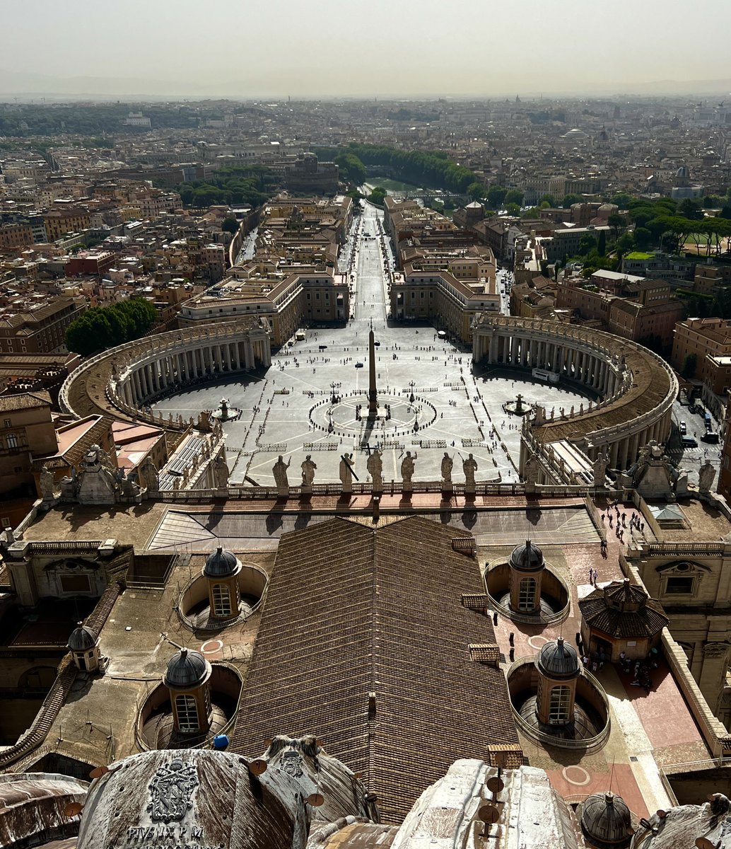 sajdakercishta's tweet photo. #Vatican View from St Peter's Basilica dome https://t.co/yqs0Eg3fH4
