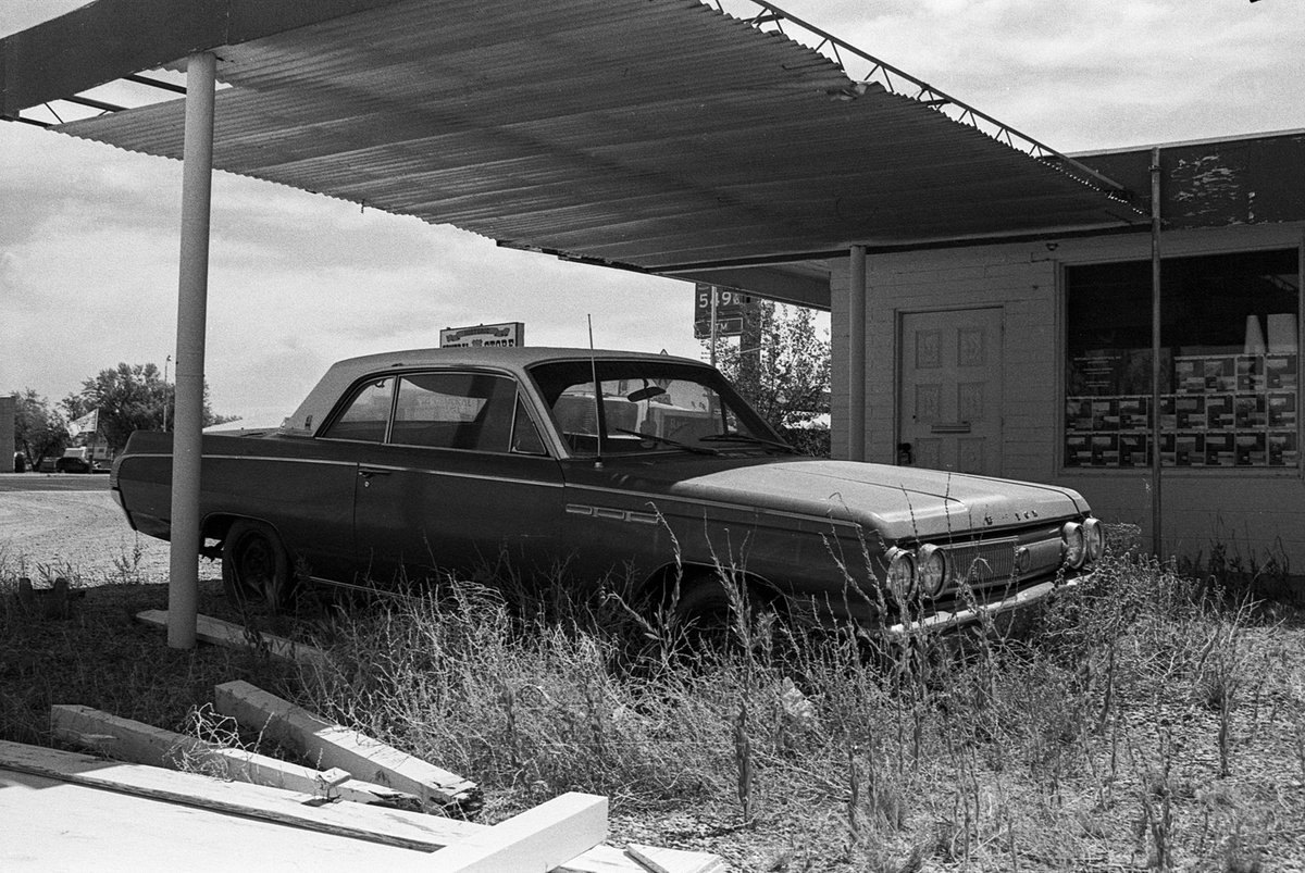 mtungate's tweet photo. Seligman, AZ
Nikon N80 | Ilford HP5 https://t.co/64DXKMuiD1