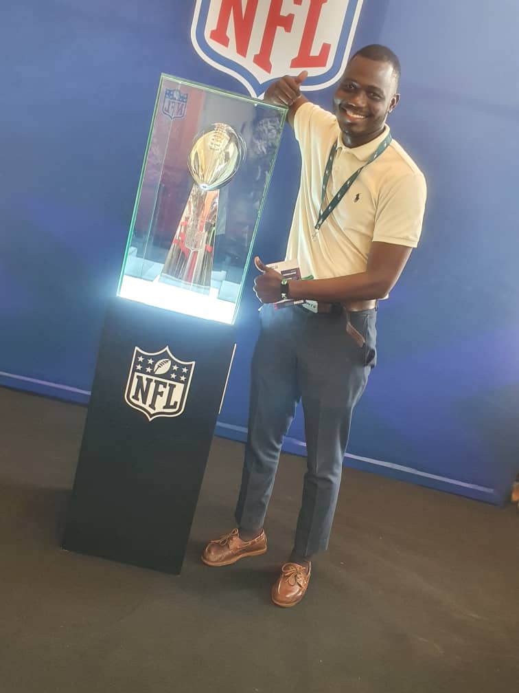 Sleek_Vyber's tweet photo. Lost 1 won 1. Found a new ππ
#NFLFanZone https://t.co/B1wuZj6Fx1