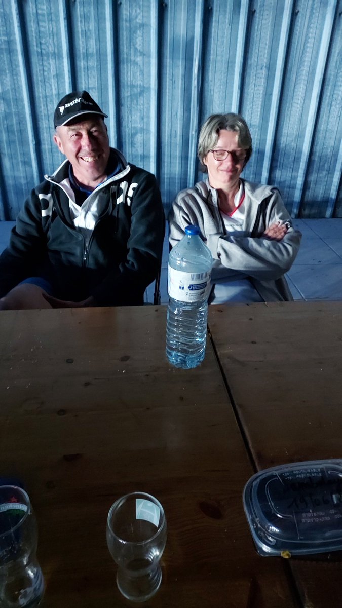JestinHerve's tweet photo. @JARNIGONM @PontivyTri @FFTennis @VillePontivy @BaptisteJestin @GwenJestin @gyguillot @paulleguernic @TcPondi Grand MERCI aux organisateurs, mention particulière à Éric et Isabelle pour l organisation ! À chaque jour suffit sa peine 😃 en route pour les huitièmes 😉 #doublemixte de belles rencontres @RobicAurelien @Roro56300 https://t.co/J4rcup8vmN