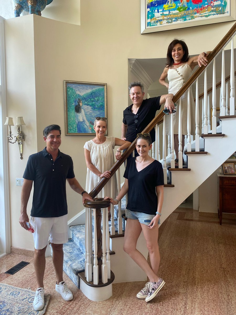 A Sunday well spent with The Five staff, friends, and family ☀️