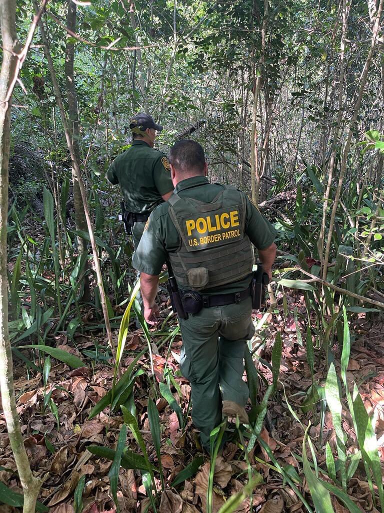 USBPChiefRMY's tweet photo. Busy weekend! Enforcement actions by Ramey Sector U.S. #BorderPatrol agents and #OPSG #USCG #PRPD partners resulted in three vessels detected, 37 migrants detained and 2 aggravated felons arrested. Excellent work. #HonorFirst https://t.co/hqtKosgJX5