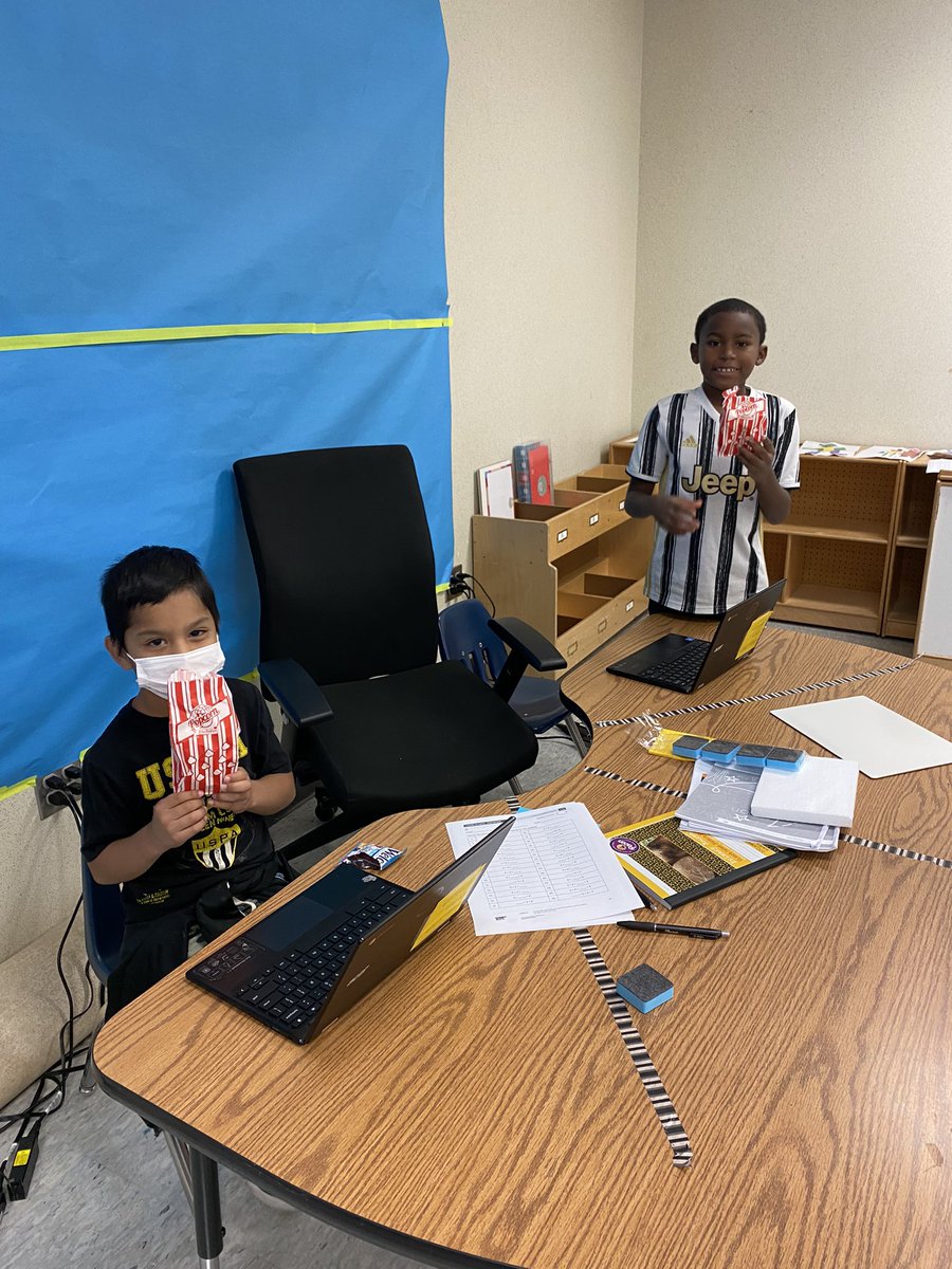 Miss_Passini's tweet photo. Popcorn party for the classes with the highest attendance at #CampCarter !! Woohoo!! 🍿 thank you for showing up every day and thank you for celebrating us !! https://t.co/AMW9fyDPEf