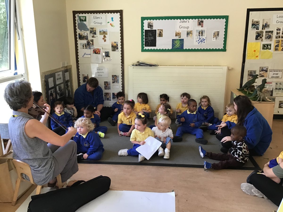 EvertonNursery's tweet photo. Musical Monday! #HeyworthClass #IHLiverpool #ExpressiveArtsAndDesign #MusicAndMovement #NurseryRhymes #Imagination #Creativity #EYFS #EarlyYears #EYMatters #EYTalking https://t.co/ereYeoGGki