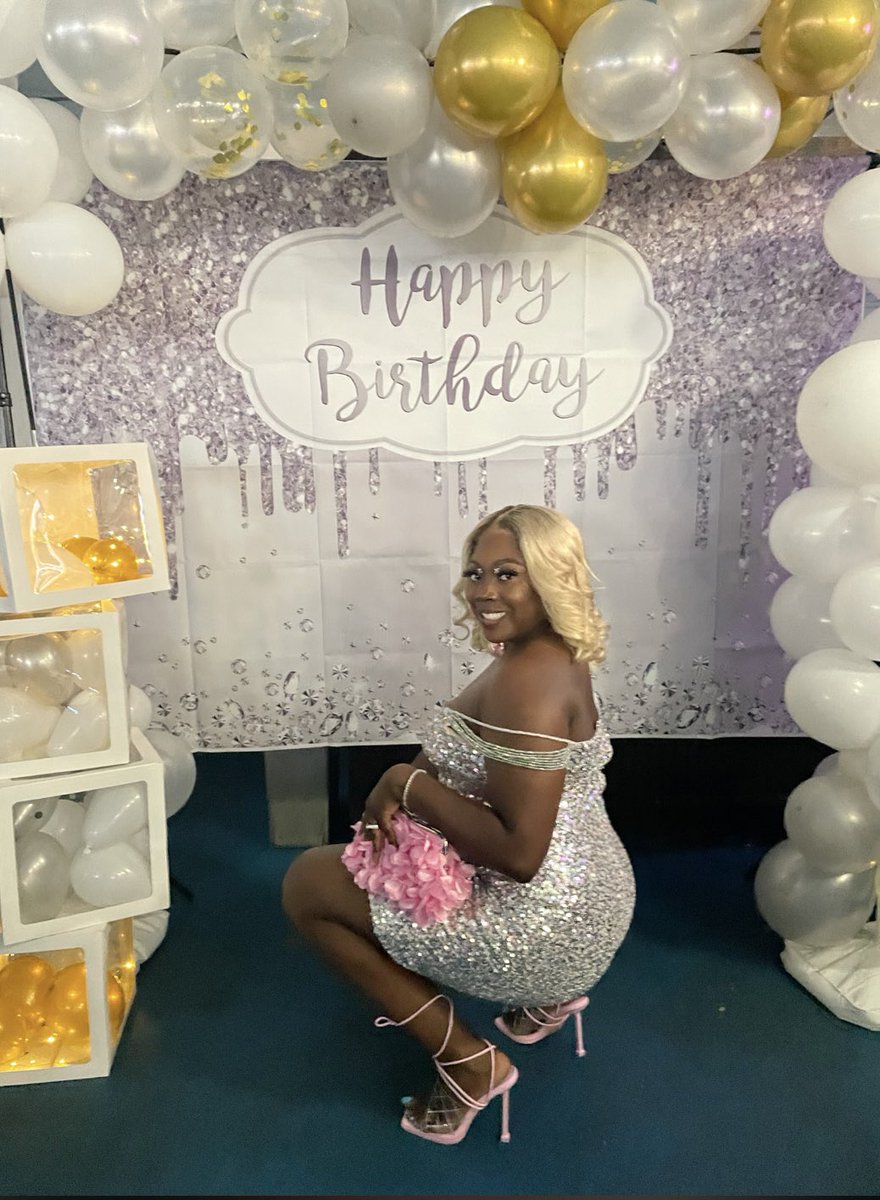 _simplyo's tweet image. Pushing 30 🥳🥰
#Bdayloading