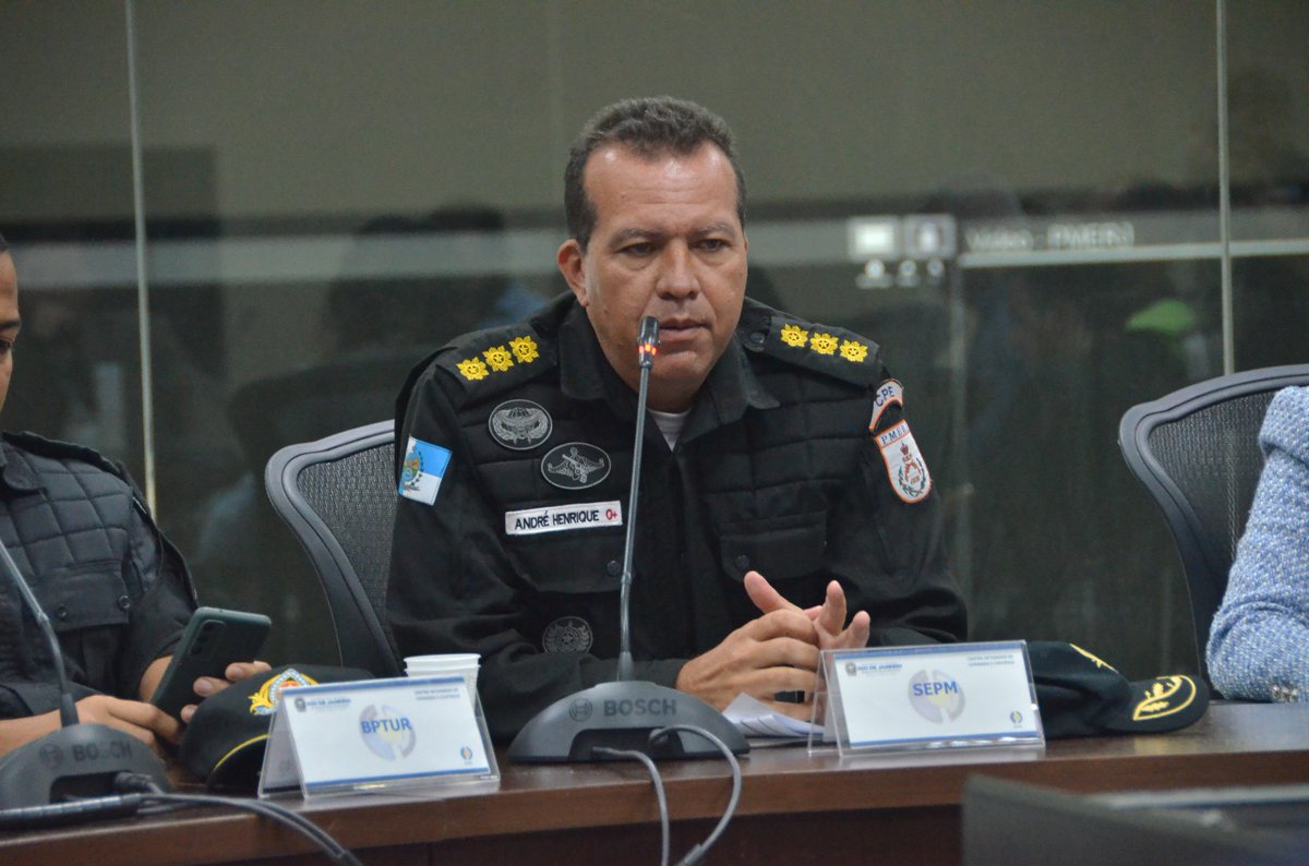 TurismoRJ's tweet photo. Hoje, dia 27 de junho, tivemos a primeira reunião do Conselho de Segurança Turística (ConSetur).
No encontro, estiveram presentes representantes de todos os órgãos e comissões ligadas a segurança e turismo no estado do Rio de Janeiro.
#ConSetur #turismorj #seturj https://t.co/OJBgQSVPB5