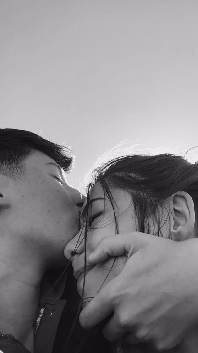 sandrafeijoo10's tweet photo. como me van a convencer de que la magia no existe.. felices 21 mi amor <3 https://t.co/AQ4O8zYJG6