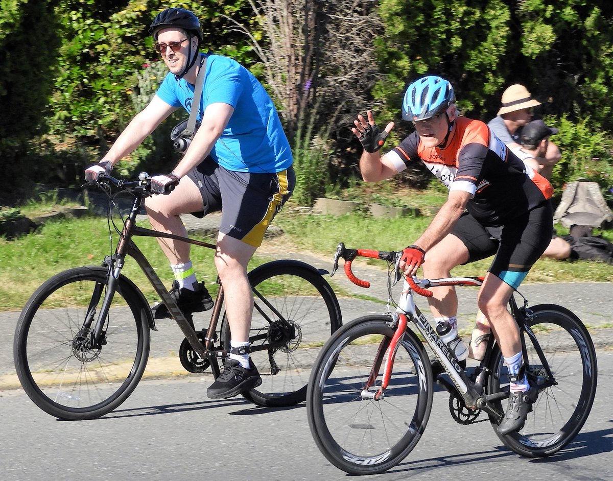 StarFishMedical's tweet photo. Congratulations to our teams and individuals who participated at the Triathlon of Compassion 2022. Your spirit has helped raise $3,350.00 to support the @VSACentre. Fundraising is open until Thursday, please support a great cause! #triofcompassion  

https://t.co/LfwowA0fTA https://t.co/DyNR9RpxAx