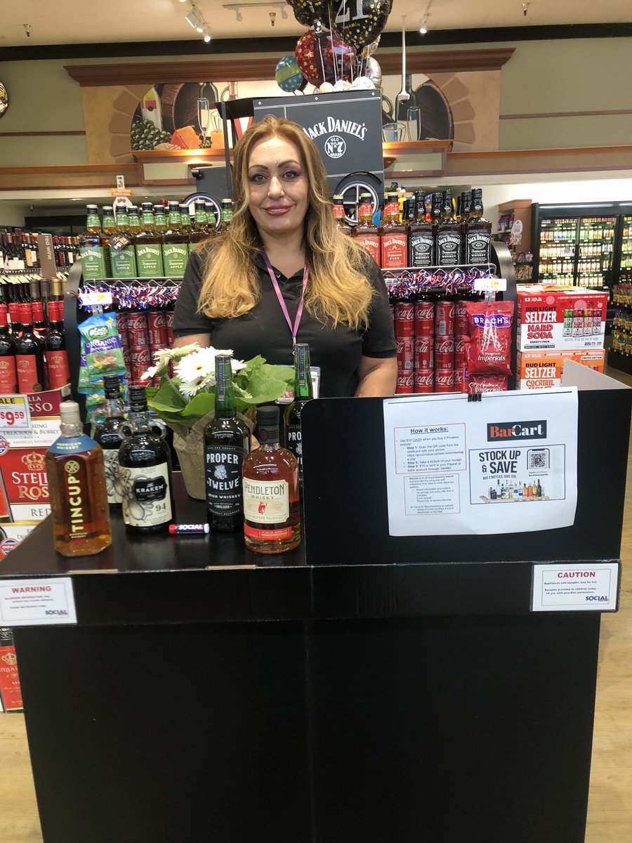 Gina61382215's tweet photo. #BushmillsOriginal #pendletonwhisky #LeterBuck #PRPR12 #staterbros #socialsampling https://t.co/bvqpqq2UA3