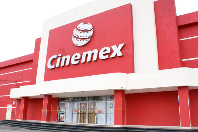 YoSoyXaviOfi's tweet photo. 🎁 #CineGRATIS 🎁

Quieres ganar un pase doble para cualquier sala tradicional de @Cinemex sólo:

-RT 🔁
-Invita a un amigo a seguirme con el #AmigoCinemex 👫

Escogeré al ganador al azar el día martes 🎞️ https://t.co/aZZvtjBXv6