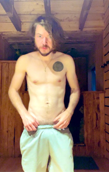 getting ready to shower. any takers? https://t.co/sbZEzT5aj0<a href="/tag/bisexual"class="tags"><span>#bisexual</span></a><a href="/tag/nsfw"class="tags"><span>#nsfw</span></a><a href="/tag/damnthatwascold"class="tags"><span>#damnthatwascold</span></a>