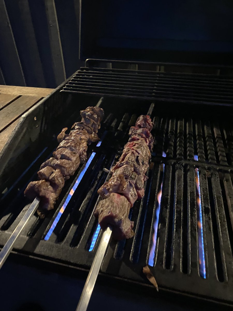 acserrao76's tweet photo. Sorry non meat eaters… 🙏🏽❤️
But #espetada is one of our main dishes back in #Madeira and doesn’t matter how late it is there’s always time to put on the BBQ in the summer 😋
#CasaPortuguesa 🇵🇹#Madeirense 💯 #Passoa and Orange Juice is way too nice and easy to drink 🍹 https://t.co/3UjdTKdL1Y