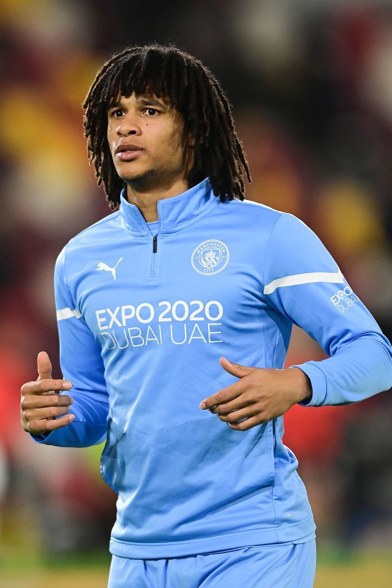 DeadlineDayLive's tweet photo. 🚨 Thomas Tuchel wants to sign both Nathan Aké and Raheem Sterling from Man City.

(Source: @TeleFootball) https://t.co/5wqL8iSzib