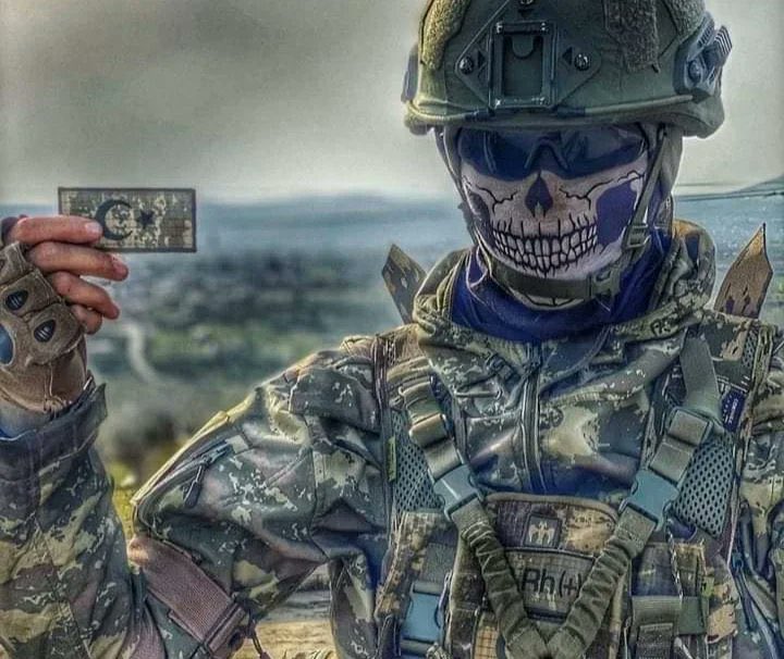 TMTsavunma's tweet photo. Temelleri Mete Han tarafından atılan, gücünü Türk Milleti’nden alan dünyanın en köklü ordusu Türk Kara Kuvvetleri'nin 2231. kuruluş yıl dönümü kutlu olsun.🇹🇷🤘🤘 https://t.co/aypNLeOHAB