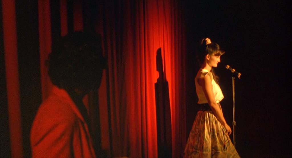 torsodapop's tweet image. VICIOUS LIPS (1986) 🎵🎙🪐🫦
Directed by Albert Pyun
Cinematography by Tim Suhrstedt
Music by Michael McCarty &amp;amp; Drock
#Junesploitation Albert Pyun Day #AlbertPyun #MichaelMcCarty #PleasurePlanet