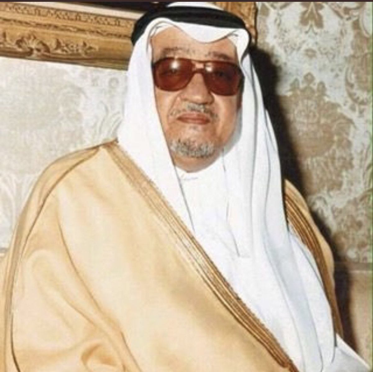 مـجٍيَد ملك النخبه tweet media