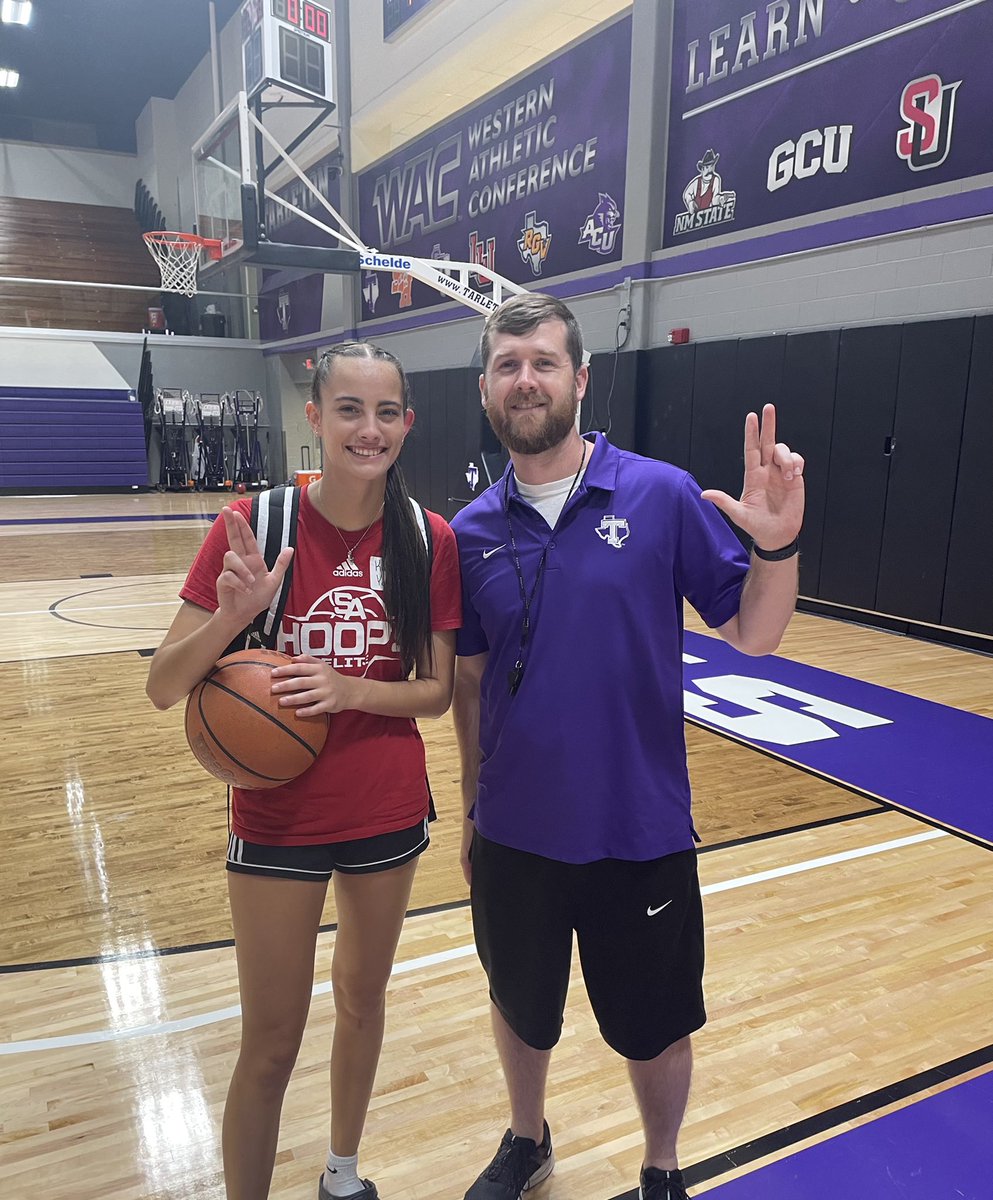 Thank you <a href="/TarletonWBB/">Tarleton State Women's Basketball</a> for having an Amazing camp today! Looking forward to seeing y’all soon. 💜