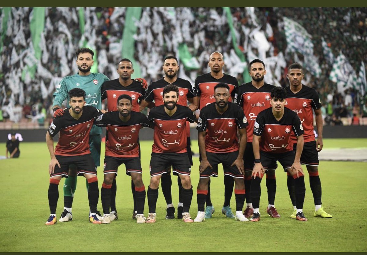 9_Raaed's tweet photo. الحمد لله على بقاء #رائد_التحدي في دوري المحترفين ، أتمنى أن تعذرنا جماهيرنا ونعلم أن طموحهم أكبر من مجرد بقاء ، نعدهم بإذن الله أن نقدم كل مانستطيع لإسعادهم في الموسم القادم وأن يكون الرائد في أفضل مكان يستحقه بدعم المحبين والأوفياء ❤️🖤 https://t.co/uodWZPGUJT