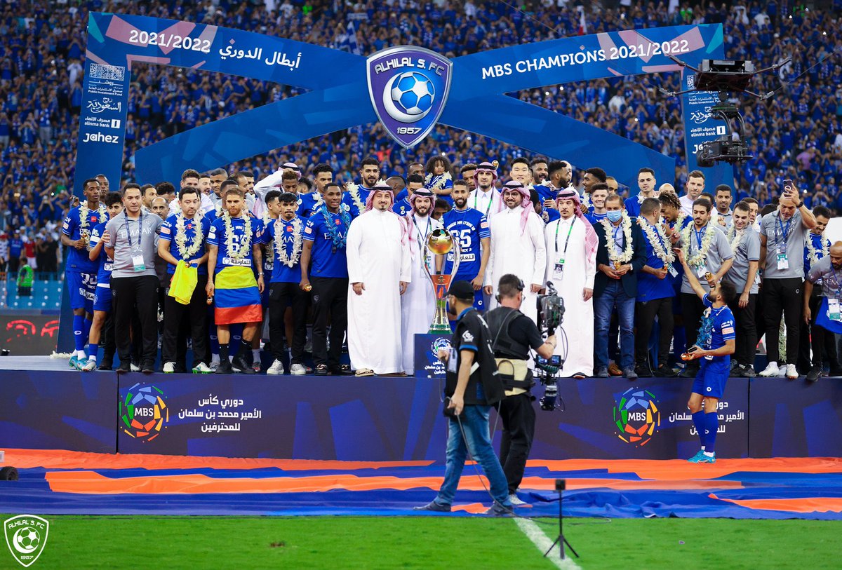 mohadalowais's tweet photo. يارب لك الحمد ختام الموسم دوري ، الف مبروك للكيان والجمهور ورجالاته تستاهلون الفرحه ، واجازه سعيده للجميع💙. https://t.co/sYnr55xH72