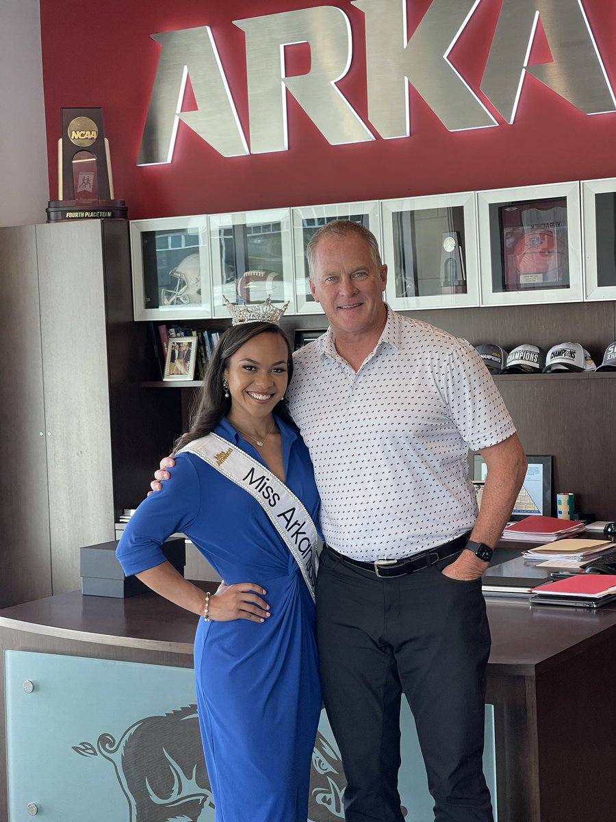 Congratulations to <a href="/ebonymitchell00/">Ebony Mitchell</a> the  newly crowned Miss Arkansas, thanks for stopping by to say hello today.