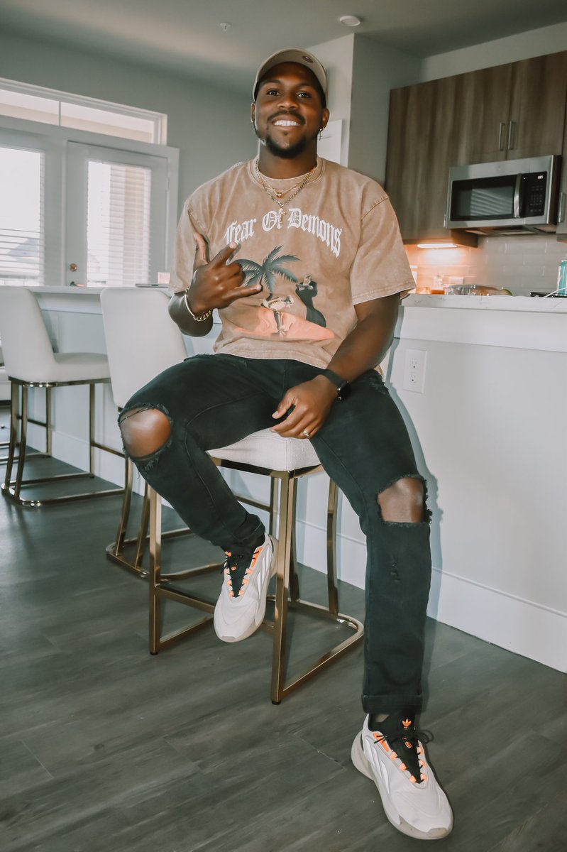 ForwardAthletes's tweet image. Been a big Steppa #DriporDrown💧 #TrainToExcel #BecomeElite