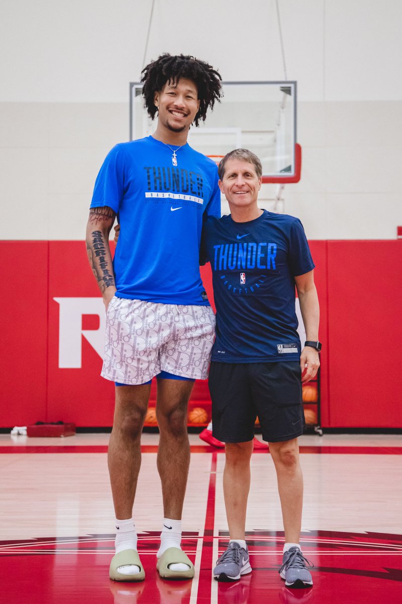 Great catching up with <a href="/okcthunder/">OKC THUNDER</a> draft pick <a href="/Jay_MWilliams_/">Jaylin Williams</a> before he heads to <a href="/NBASummerLeague/">NBA Summer League</a>! #ProHogs