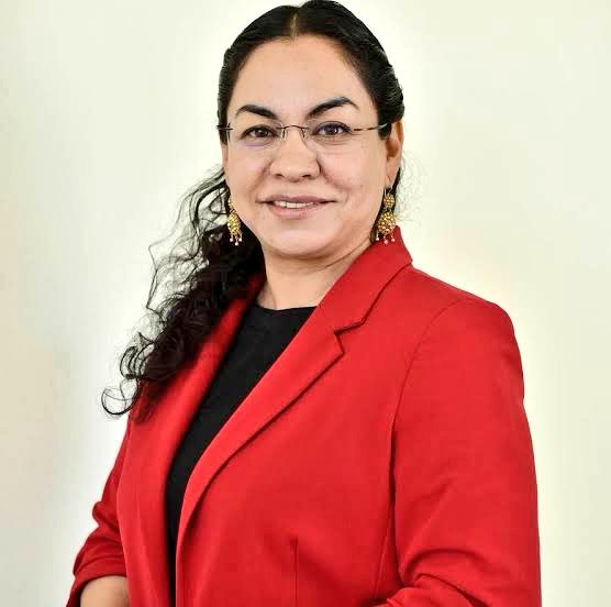 ConMujeresPRI's tweet photo. Felicitamos por motivo de su cumpleaños a nuestra compañera e integrante de este Consejo @LauraVignonC, deseándole un año de mucha salud y éxitos. ¡Recibe nuestros abrazos! https://t.co/1S5bx7FXCr