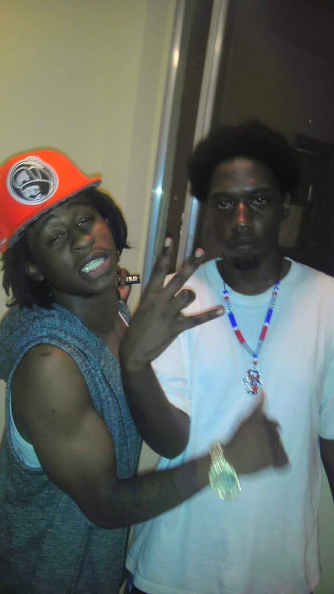 RemyBem's tweet photo. HZD 2 MY DAY 1 BROTHER FROM ANOTHER MOTHER/CUZO/NIGGA Ti Poochie ππΎππ―
#A1 #DAY1 #441EG #YRZMB #TIED #1K #CANCER_NATION_BABY βοΈ #CANCER_SZN βοΈ #ZOELIFE ππΉ #GLEE https://t.co/iv3zRu2G5X