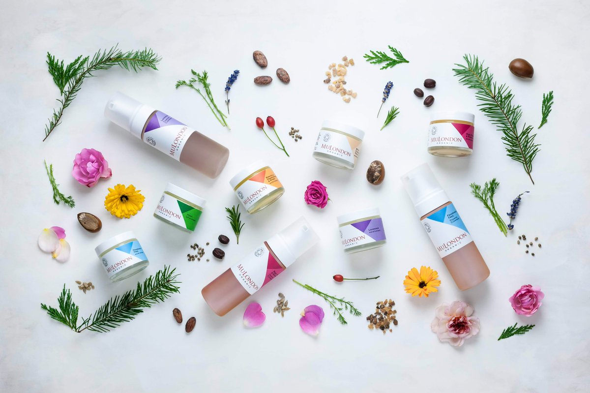 GreenBizNetwork's tweet image. Happy #Pride!

Meet one of our most colorful LGBTQ-led members, Bo of @MuLondon 🌈

With skincare that truly, well, cares, and a business that prioritizes kindness, compassion, and inclusion and isn&apos;t afraid to say it, @MuLondon is one of a kind: greenam.org/3lJYlPn