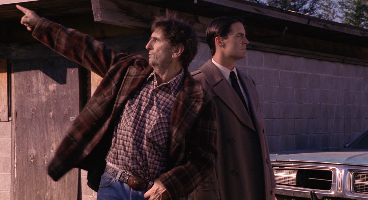 choppingwoodpod's tweet photo. The prologue of Twin Peaks: Fire Walk With Me https://t.co/h7umQs1vJp