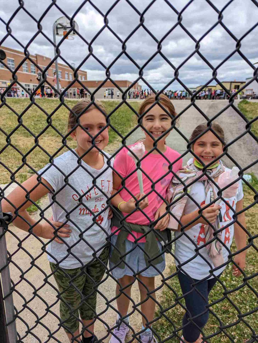 Thank you <a href="/SouthFieldsV/">SouthFieldsVillage</a> and parent council for this great carnival day. Look at the smiles! Ready for the summer break!