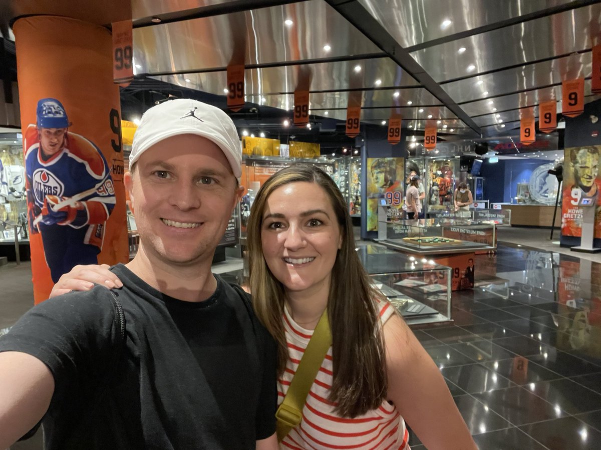RightyBrandon's tweet photo. Anniversary day 💍 

This trooper visited the @HockeyHallFame with me last weekend. 🏒 https://t.co/9kWNCrbb8K