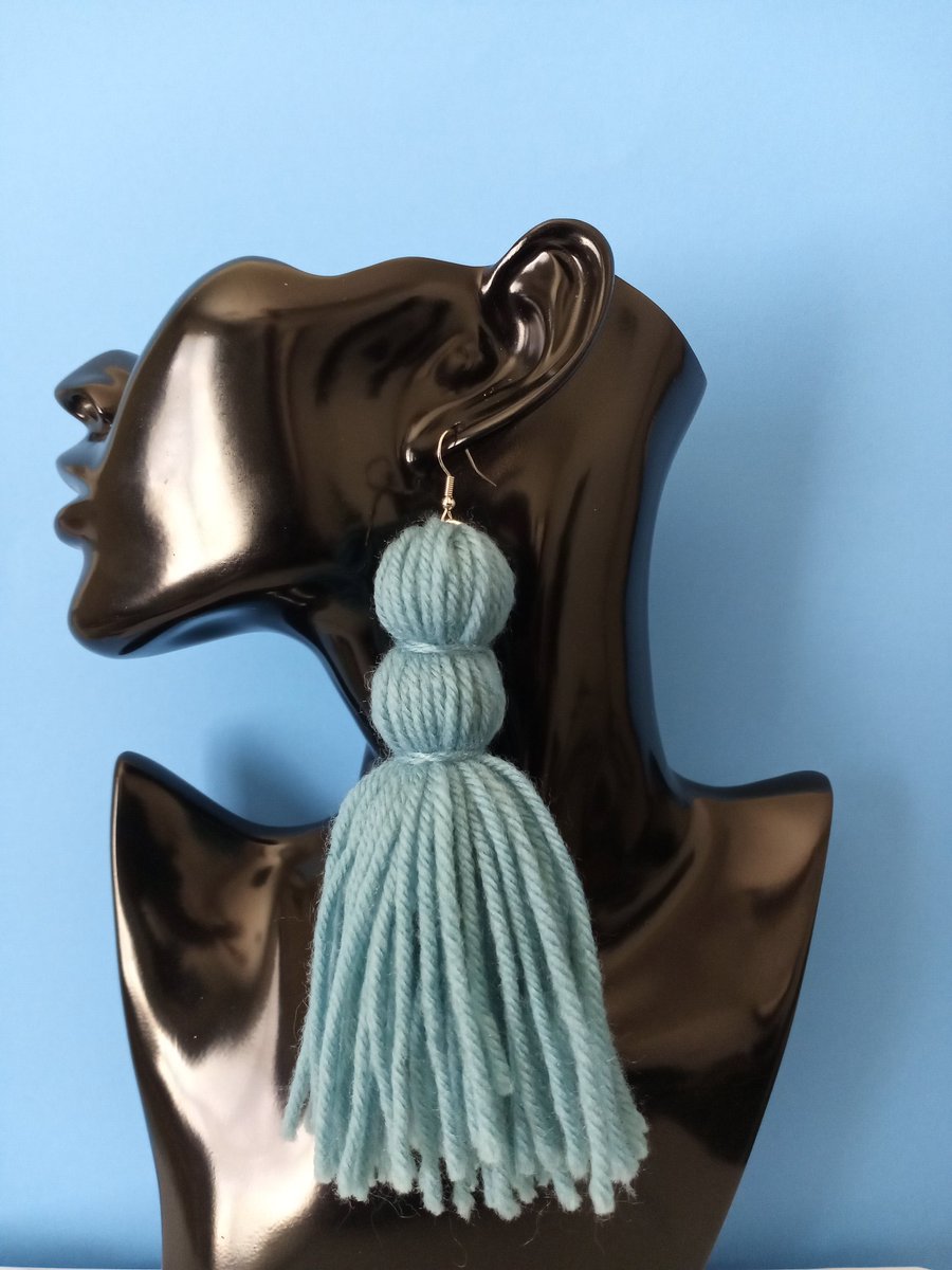 naturalefixMag's tweet photo. NaturaleFix Handmade  Lightweight Yarn Earrings https://t.co/xSpTEYlmhi