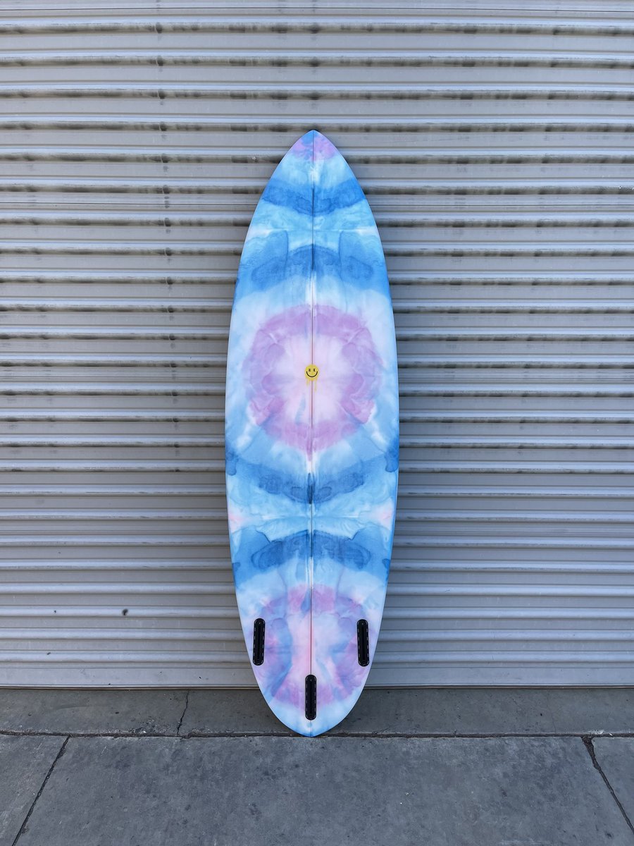 GLASSERGUY's tweet photo. Pumped out a personal freshie for an upcoming surf trip to Nicaragua!!! Super excited to test this baby out in some good surf. I touch grass a different way 🤷🏻 #irlstuff #probablynothing #sliderpin https://t.co/rQGQ5lztcV