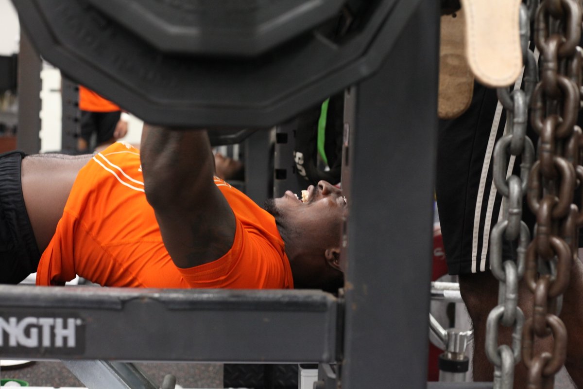 Workin’ in the weight room like usual... Preparing for 𝐤𝐢𝐜𝐤𝐨𝐟𝐟 August 27 🗓️

#RaiseTheBar | #RoarTogether