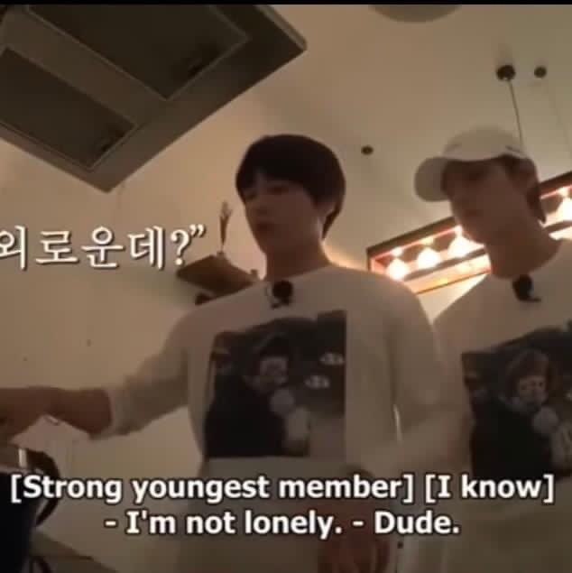 thvluvgguk's tweet photo. 🐻 : I'm here because you look lonely
🐰 : I'm not lonely at all!

wherever they are, taehyung will always find a way to tease jungkook https://t.co/kFYUkkNZkO