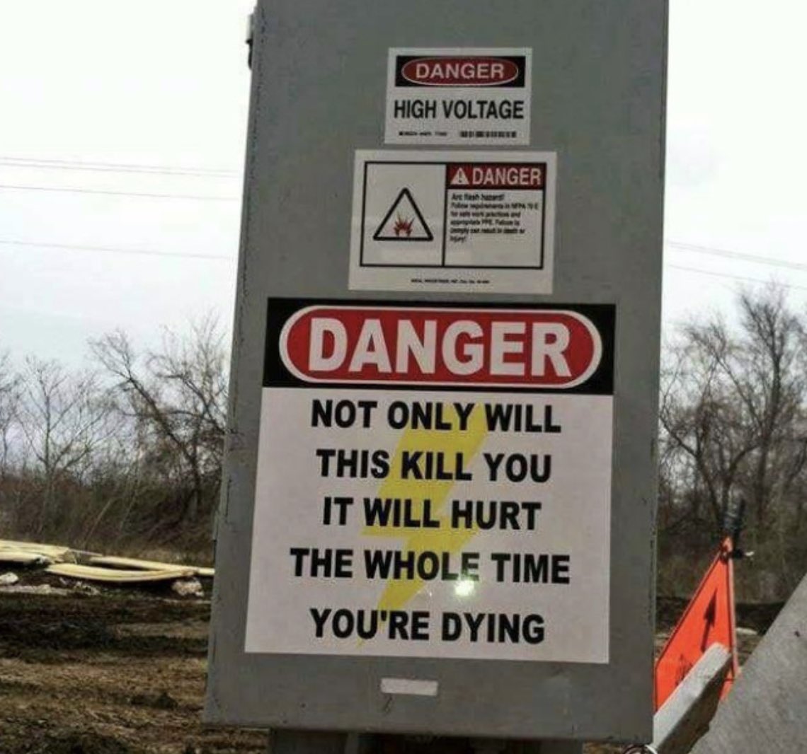 ___walkingL's tweet image. investing in crypto and nfts be like..