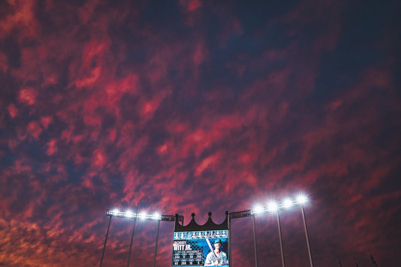 Kansas City Royals on X: Cotton candy skies. #WallpaperWednesday