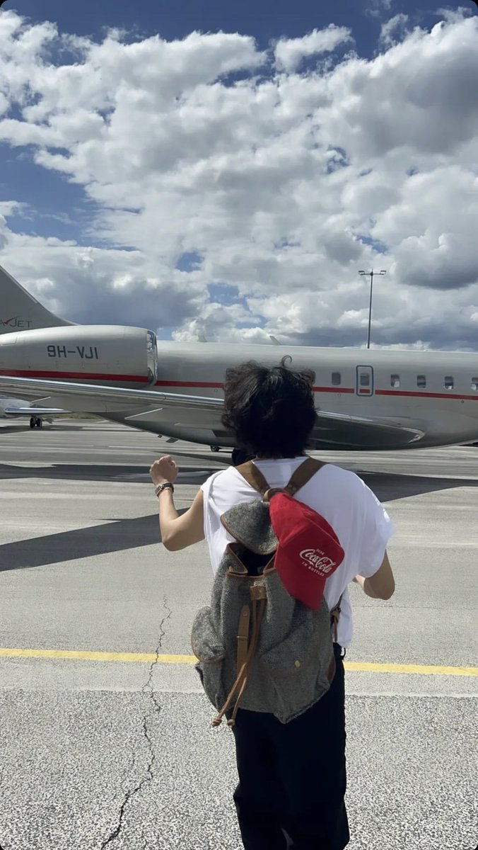 nonyeondan's tweet image. papasok na ang baby ko sa iskul, dumating na ang service niyang private jet 🥰 #FirstDayHigh #ProudMom #GodBlessMySon