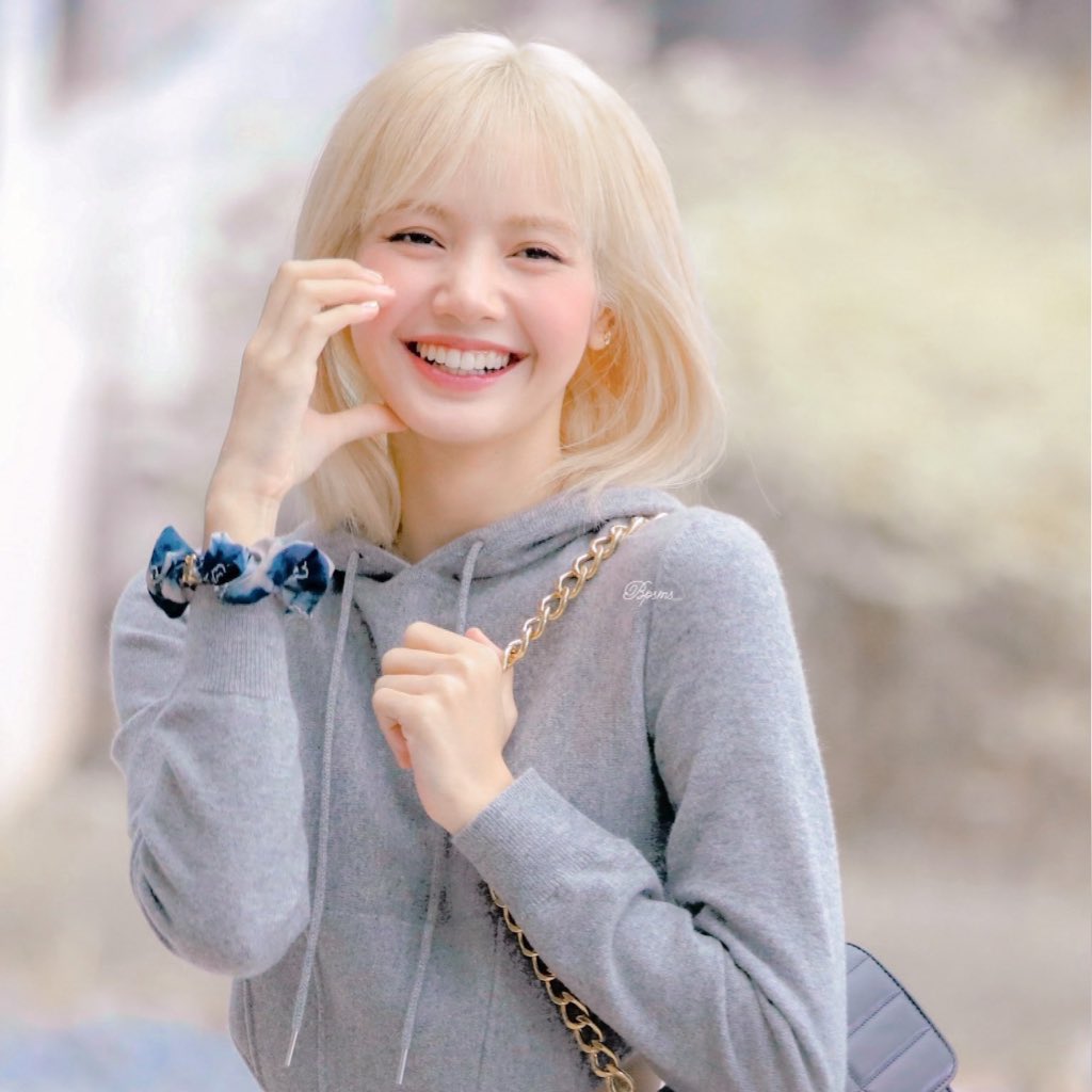 คนเดียวกันครับ