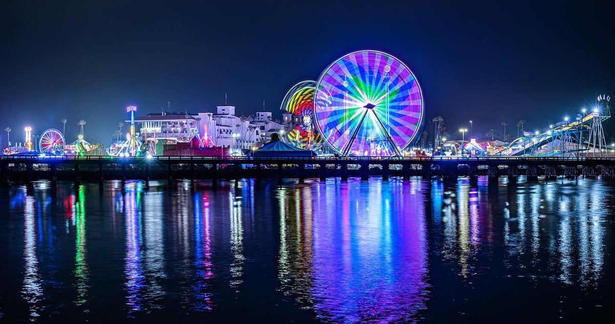 San Diego County Fair - Ferris wheel shapes and reflections.
#Reflections #sandiegocountyfair
