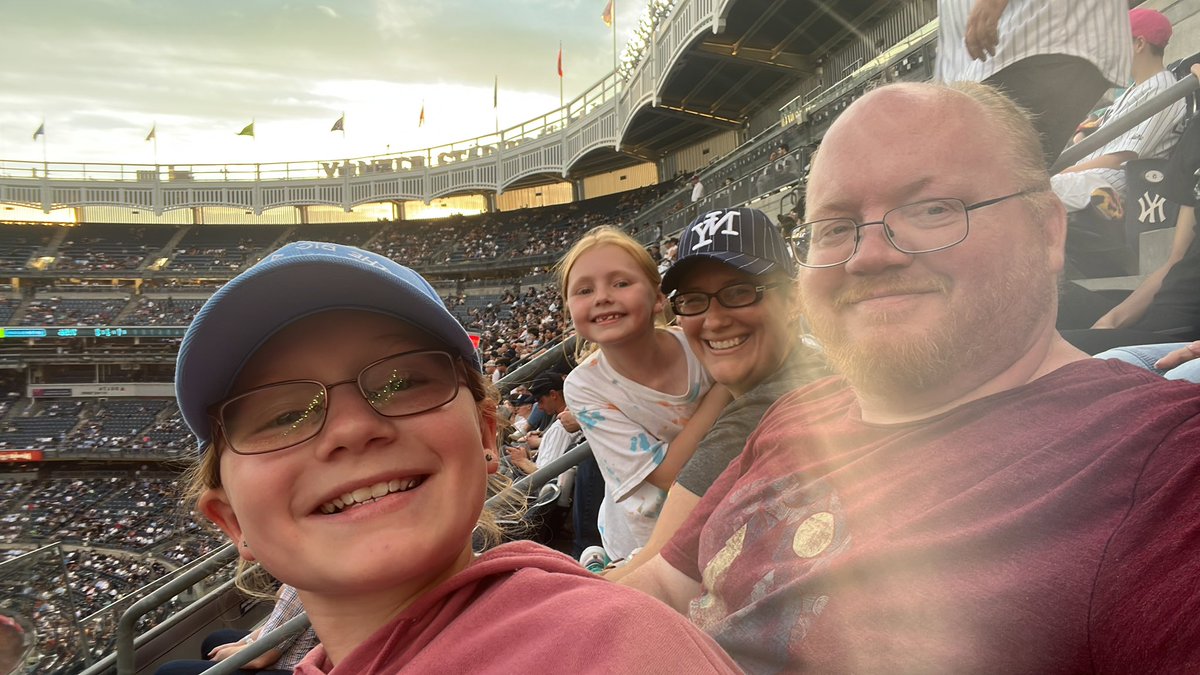 Wiltie82's tweet photo. First professional ball game! #RepBX https://t.co/fPitCfNSdS