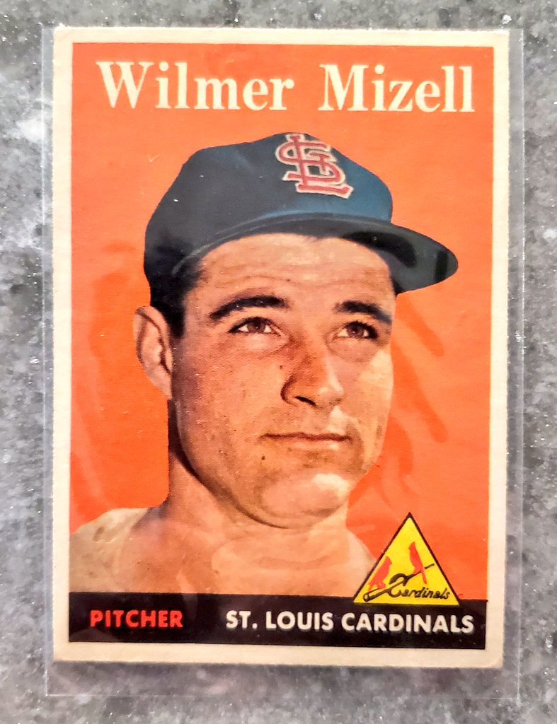 PackTimPeeler's tweet photo. Always nice to come back from vacation, no matter how short, to a good mail day. Thanks to all, especially @CJVCC0709 for the "Vinegar Bend" #RAK and the lovely @BrewingHelmar piece of former @PackFootball head coach #ArtDevlin and Yankees HOF manager #MillerHuggins. https://t.co/E7czMmSsVk